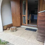 Avec Jardin Et Garage Apartment
