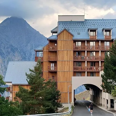 Avec Jardin Et Garage Апартаменты