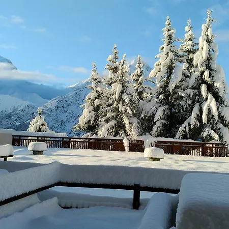 Avec Jardin Et Garage